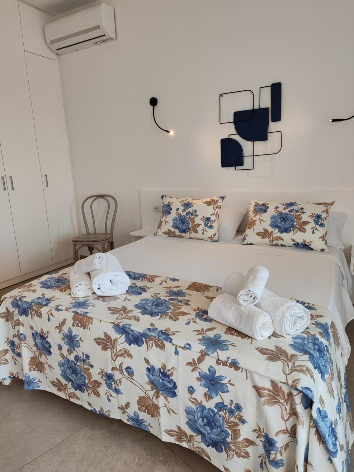 Rooms, Affittacamere Maksim Golfo Aranci Luaran gambar