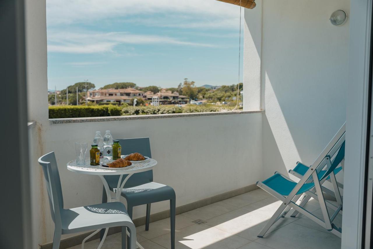 Rooms, Affittacamere Maksim Golfo Aranci Luaran gambar