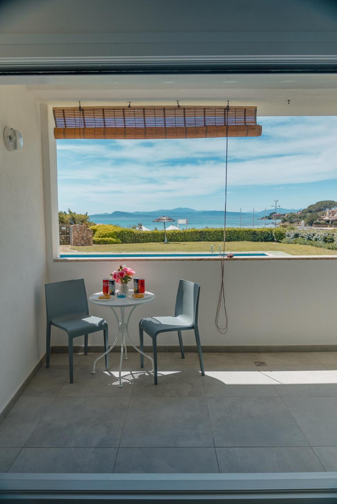 Rooms, Affittacamere Maksim Golfo Aranci Luaran gambar